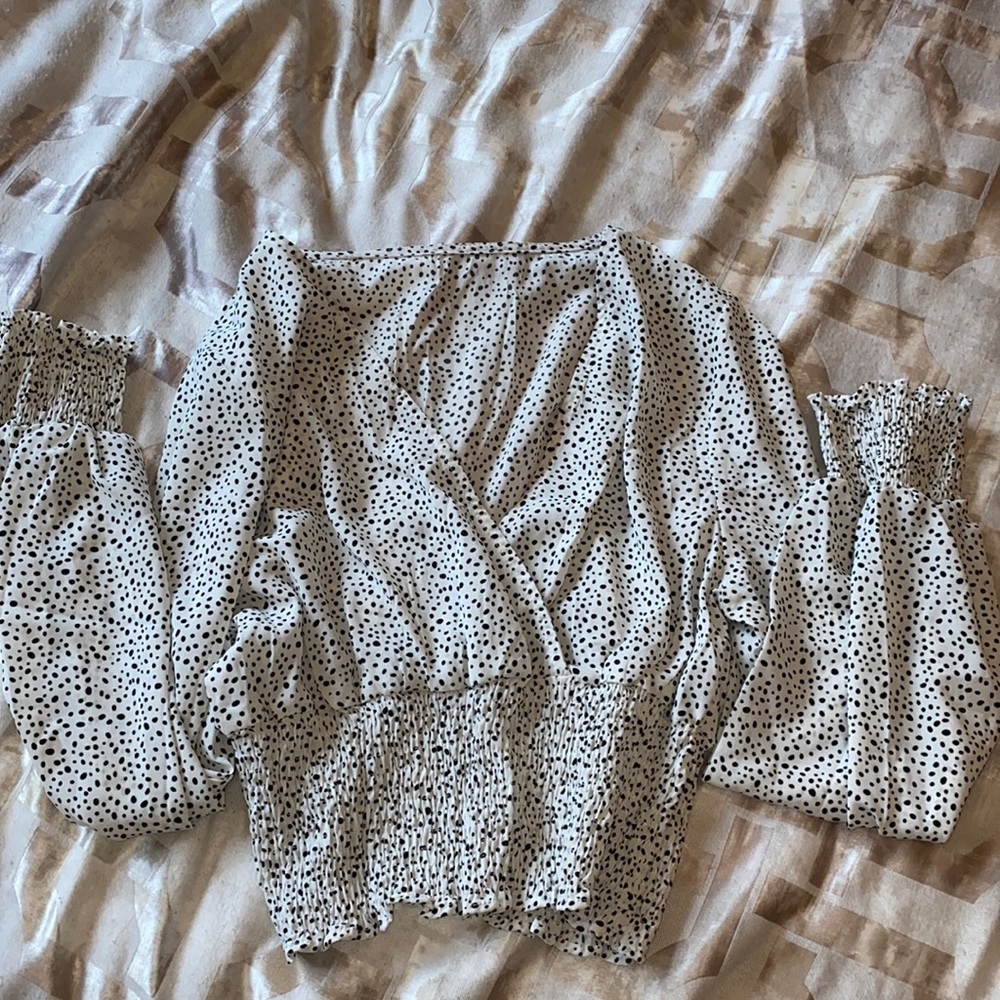 Flowy, long sleeve blouse